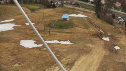 Spodní část sjezdovky skiareálu Karolinka