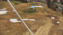 Spodní část sjezdovky skiareálu Karolinka