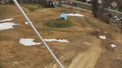 Spodní část sjezdovky skiareálu Karolinka