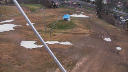 Spodní část sjezdovky skiareálu Karolinka