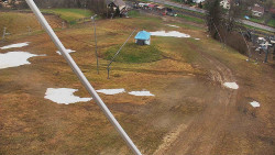 Spodní část sjezdovky skiareálu Karolinka