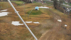 Spodní část sjezdovky skiareálu Karolinka