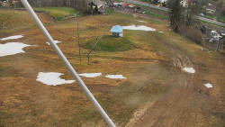 Spodní část sjezdovky skiareálu Karolinka