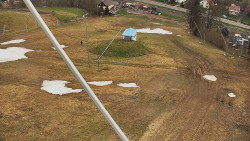 Spodní část sjezdovky skiareálu Karolinka