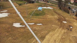 Spodní část sjezdovky skiareálu Karolinka