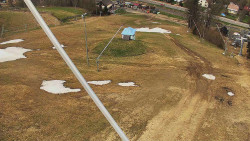 Spodní část sjezdovky skiareálu Karolinka