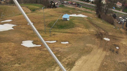 Spodní část sjezdovky skiareálu Karolinka