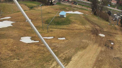 Spodní část sjezdovky skiareálu Karolinka