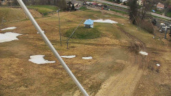 Spodní část sjezdovky skiareálu Karolinka