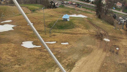 Spodní část sjezdovky skiareálu Karolinka