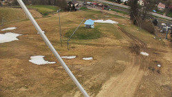 Spodní část sjezdovky skiareálu Karolinka