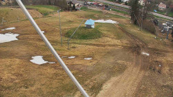 Spodní část sjezdovky skiareálu Karolinka