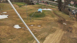 Spodní část sjezdovky skiareálu Karolinka