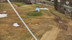 Spodní část sjezdovky skiareálu Karolinka