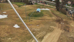 Spodní část sjezdovky skiareálu Karolinka