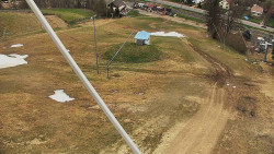 Spodní část sjezdovky skiareálu Karolinka