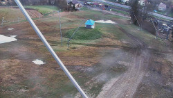 Spodní část sjezdovky skiareálu Karolinka