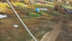 Spodní část sjezdovky skiareálu Karolinka