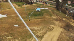 Spodní část sjezdovky skiareálu Karolinka