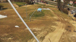 Spodní část sjezdovky skiareálu Karolinka