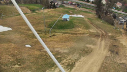 Spodní část sjezdovky skiareálu Karolinka