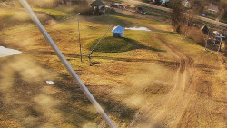 Spodní část sjezdovky skiareálu Karolinka