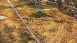 Spodní část sjezdovky skiareálu Karolinka