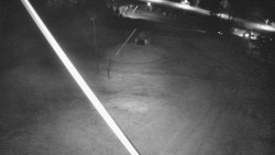 Spodní část sjezdovky skiareálu Karolinka