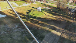 Spodní část sjezdovky skiareálu Karolinka