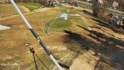 Spodní část sjezdovky skiareálu Karolinka