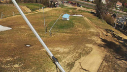 Spodní část sjezdovky skiareálu Karolinka