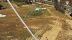 Spodní část sjezdovky skiareálu Karolinka