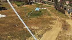 Spodní část sjezdovky skiareálu Karolinka