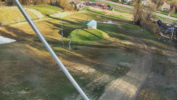 Spodní část sjezdovky skiareálu Karolinka