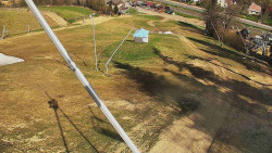 Spodní část sjezdovky skiareálu Karolinka