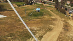 Spodní část sjezdovky skiareálu Karolinka