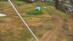 Spodní část sjezdovky skiareálu Karolinka