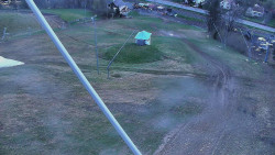 Spodní část sjezdovky skiareálu Karolinka