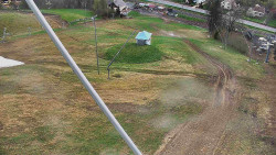 Spodní část sjezdovky skiareálu Karolinka