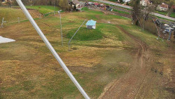 Spodní část sjezdovky skiareálu Karolinka