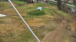 Spodní část sjezdovky skiareálu Karolinka