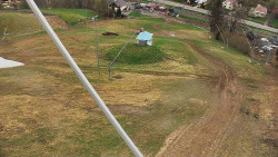 Spodní část sjezdovky skiareálu Karolinka