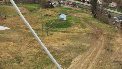 Spodní část sjezdovky skiareálu Karolinka