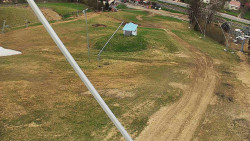 Spodní část sjezdovky skiareálu Karolinka