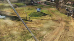 Spodní část sjezdovky skiareálu Karolinka