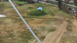 Spodní část sjezdovky skiareálu Karolinka