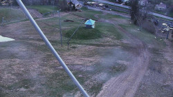 Spodní část sjezdovky skiareálu Karolinka