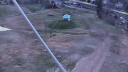 Spodní část sjezdovky skiareálu Karolinka