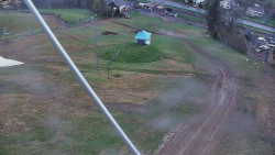 Spodní část sjezdovky skiareálu Karolinka