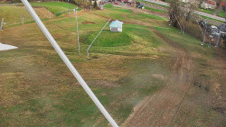 Spodní část sjezdovky skiareálu Karolinka